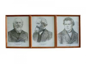 Портреты выдающихся физиков (деревянная рамка, под стеклом) - fgospostavki.ru - Челябинск