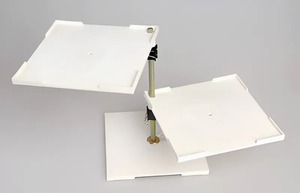 Столик подъемно-поворотный с 2-мя плоскостями - fgospostavki.ru - Челябинск