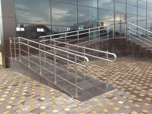 Перила для входной группы с двойным поручнем - fgospostavki.ru - Челябинск